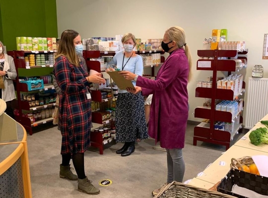 Cindy Van Paesschen Schepen voor Sociale Zaken Cindy Van Paesschen gaf de vrijwilligers een persoonl